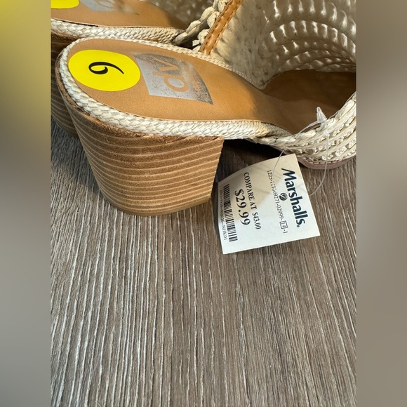 NWT Dolce Vita - Picture 4 of 7